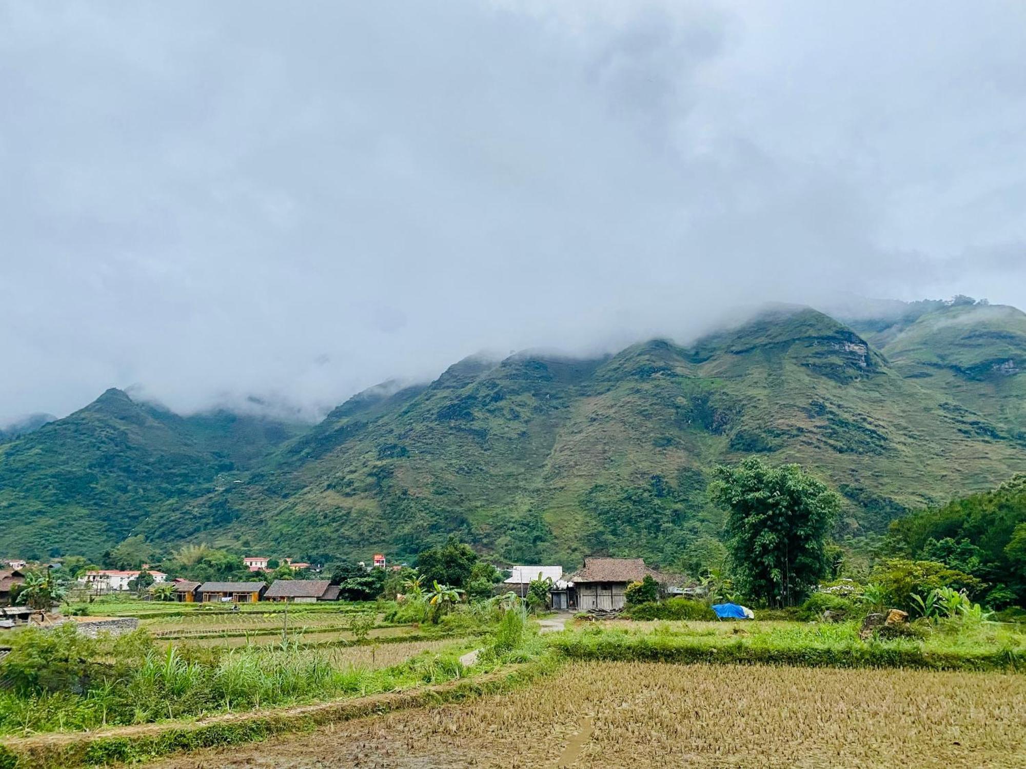 Du Gia Field View Homestay Lang Cac Экстерьер фото