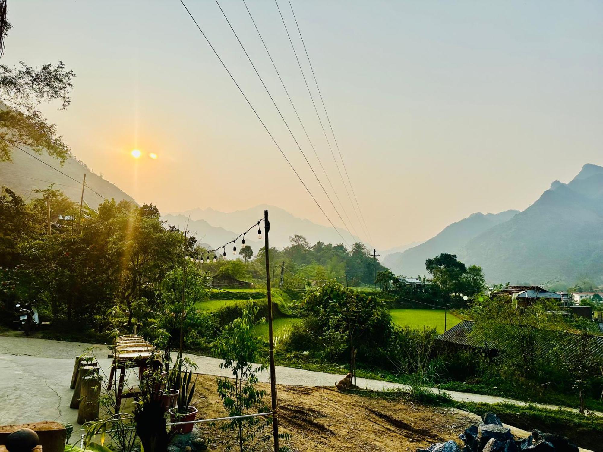 Du Gia Field View Homestay Lang Cac Экстерьер фото